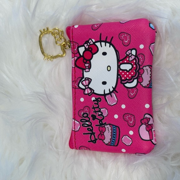 Hello Kitty Coin Wallet - Picture 4 of 5